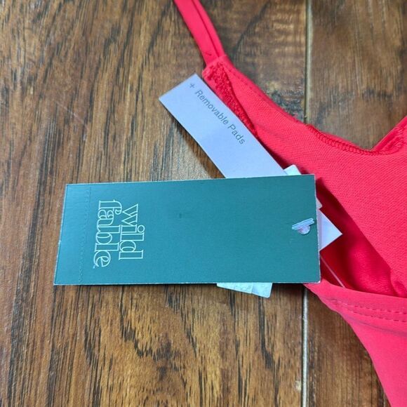 NWT Wild Fable Medium (8-10) Red Square Neck Bralette Bikini Swim Top - Picture 6 of 8
